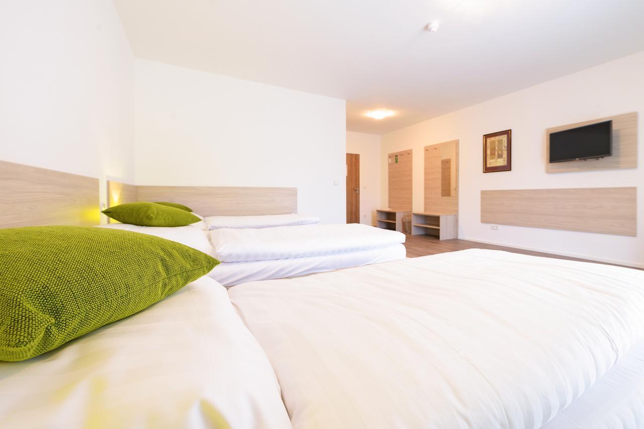 Hotel Anna הילדן מראה חיצוני תמונה
